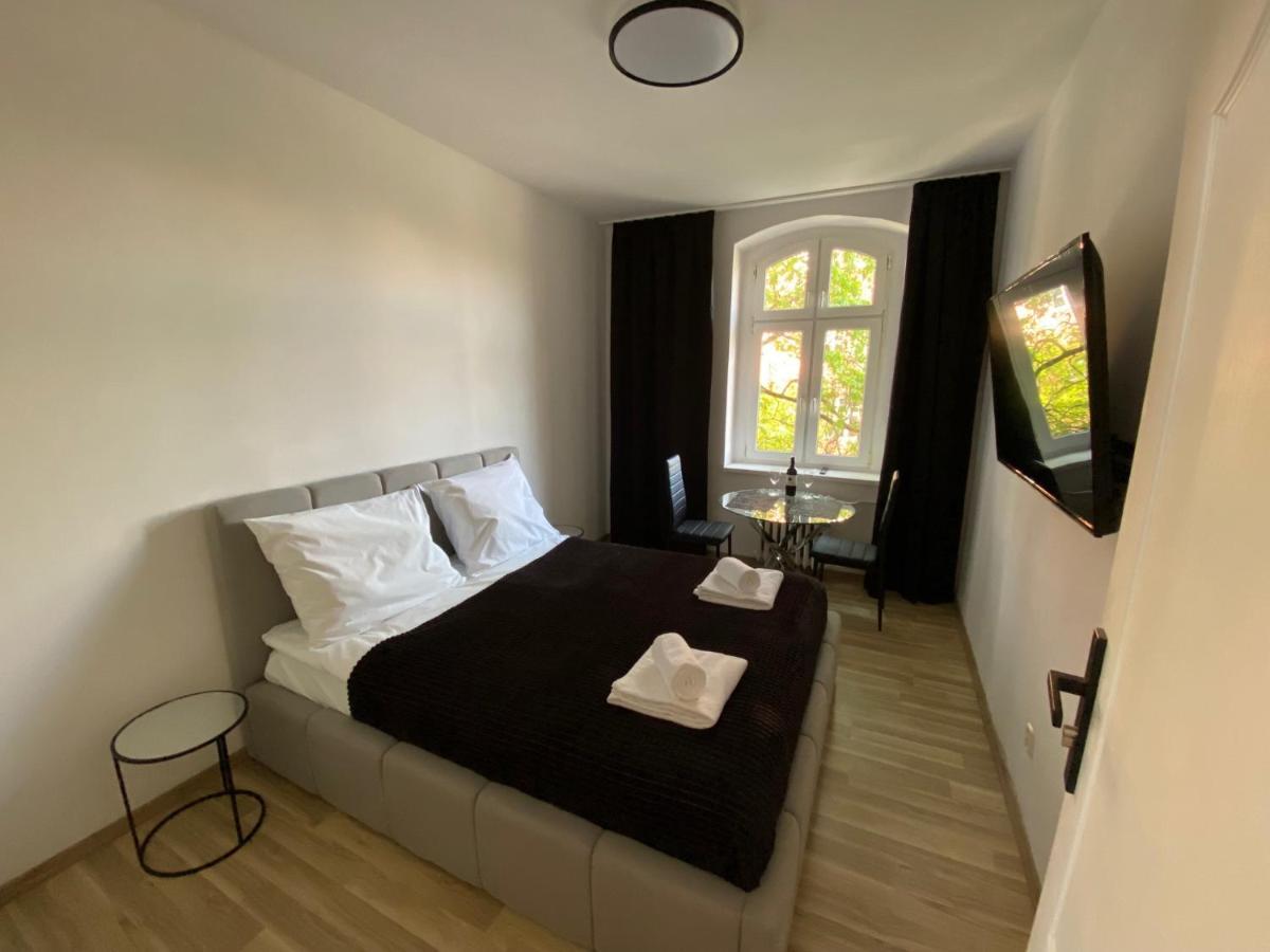 Vip Rooms Apartment Torun Luaran gambar