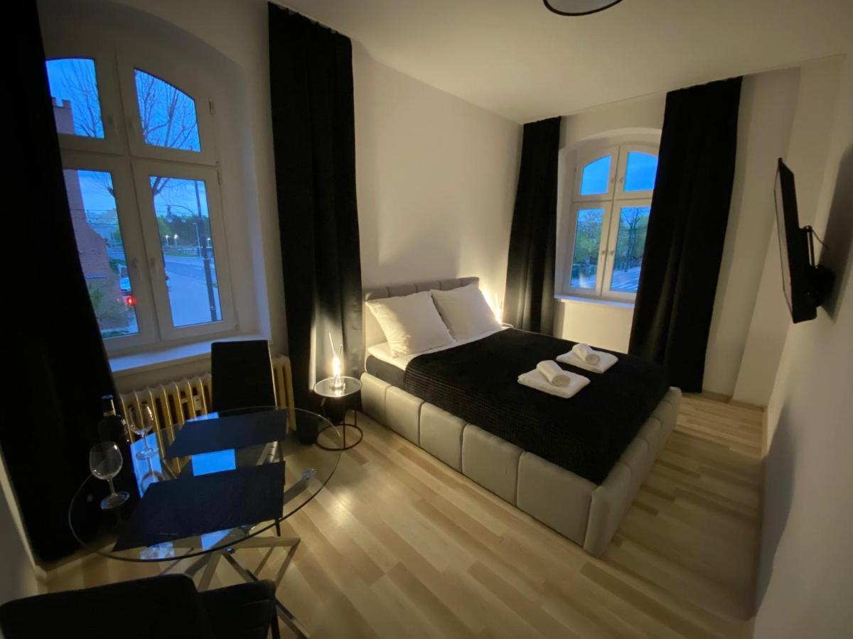 Vip Rooms Apartment Torun Luaran gambar