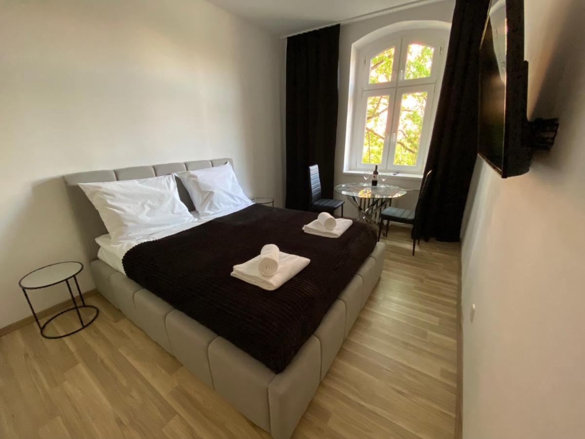 Vip Rooms Apartment Torun Luaran gambar