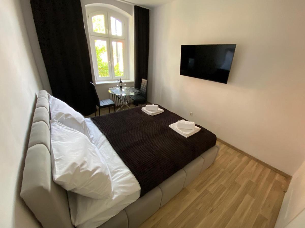 Vip Rooms Apartment Torun Luaran gambar